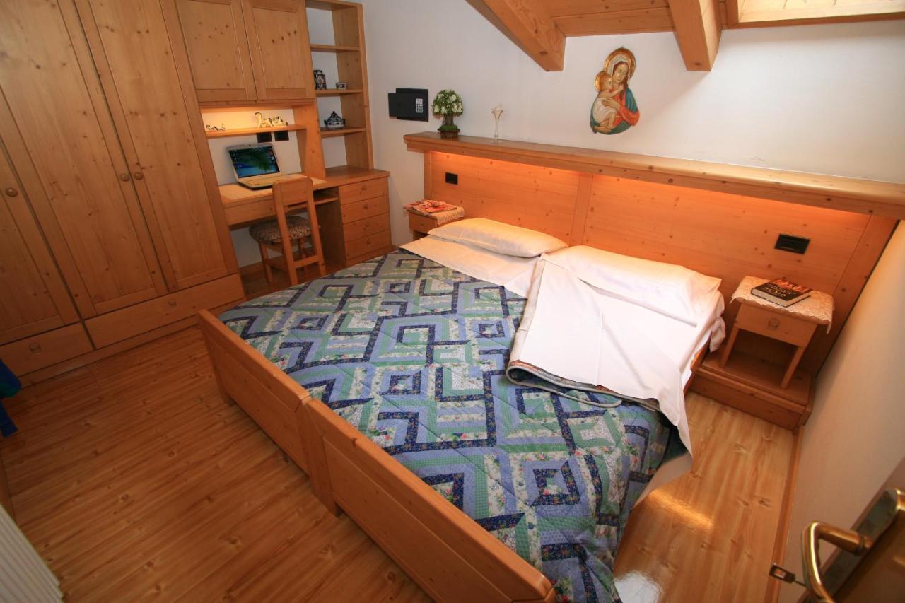 Residence Holiday Pozza di Fassa Eksteriør billede
